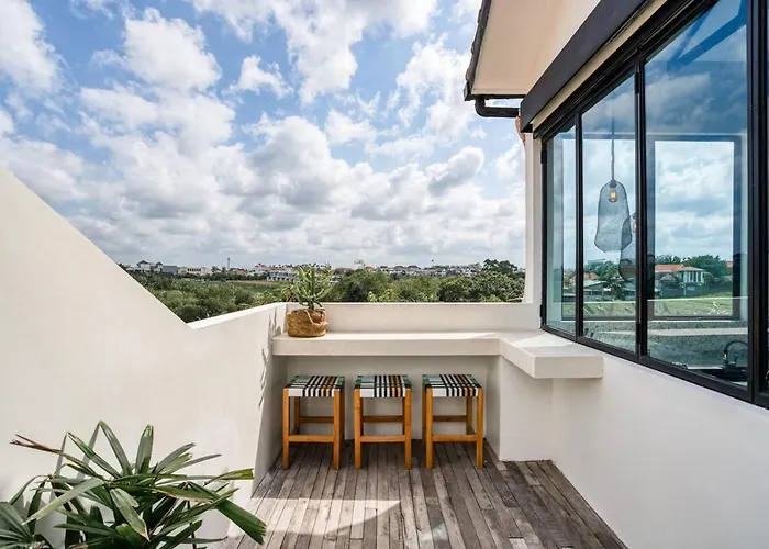 Modern Designer Loft In The Heart Of Appartamento Canggu